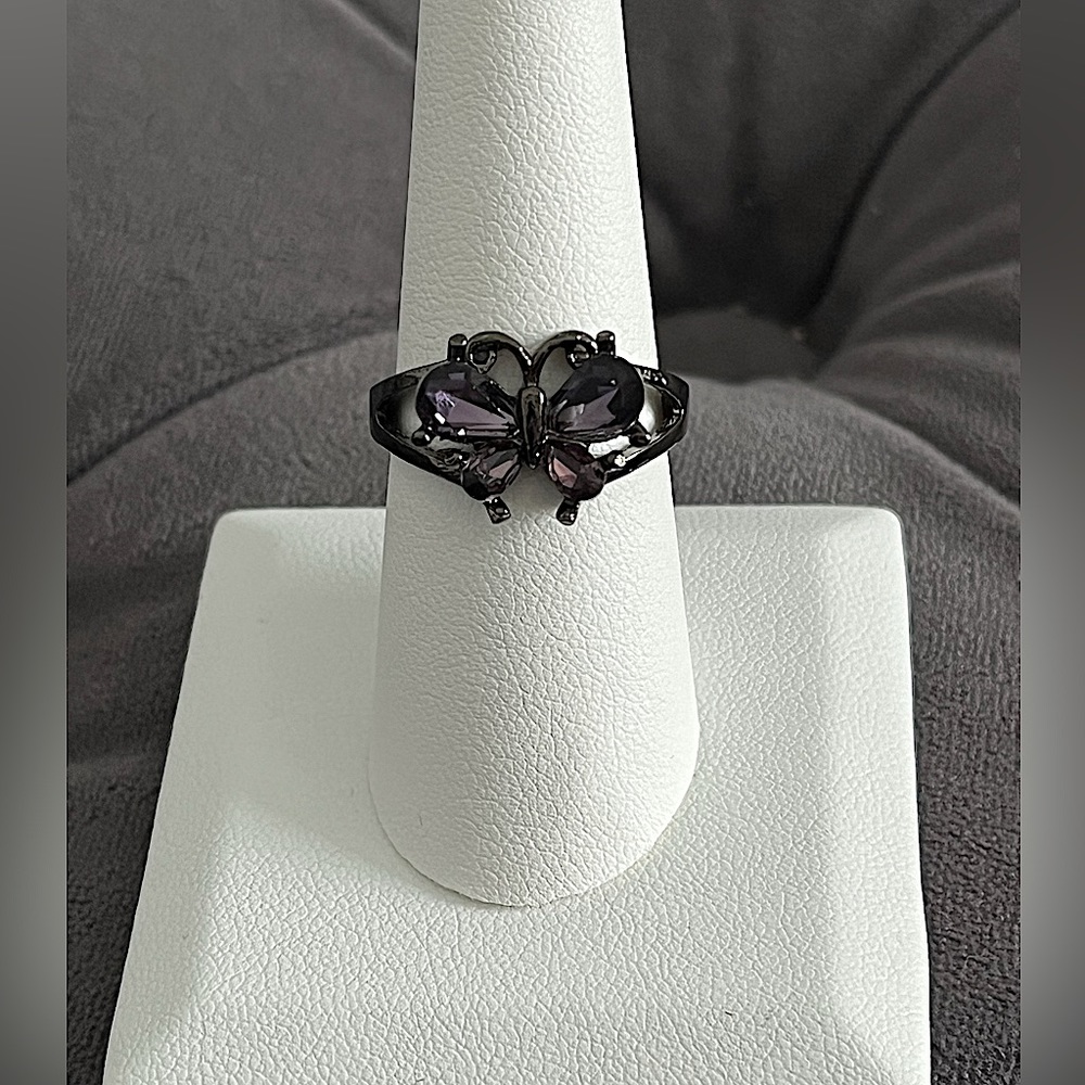 Stainless steel purple butterfly 🦋 ring - Picture 1 of 5